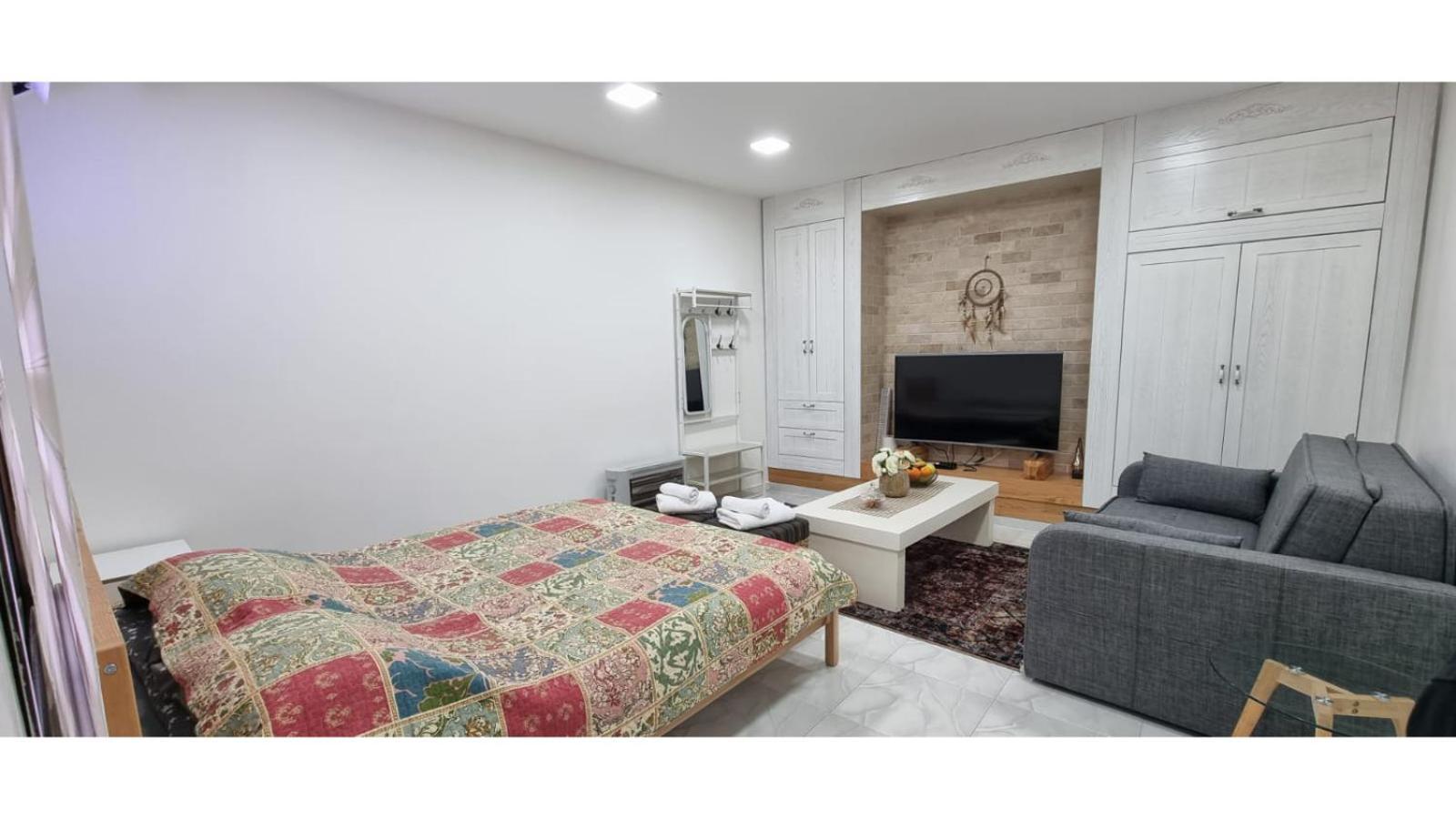 Garden Apartments. Mas'ada Quarto foto